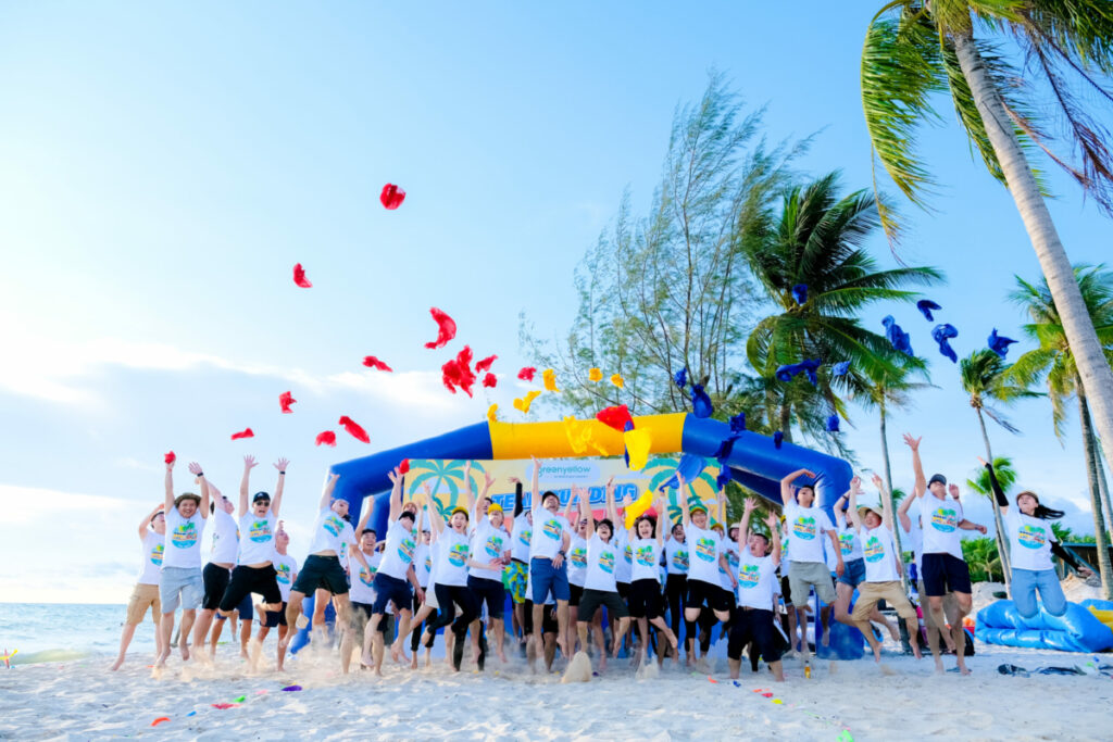 Team Building tại Công viên Biển Đông